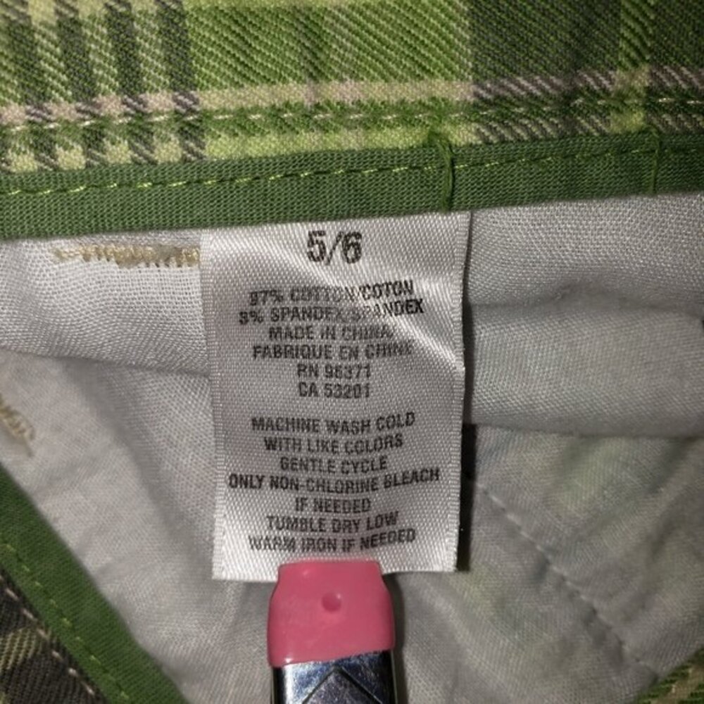 AEROPOSTALE Green Plaid Shorts with Flap Back Pockets Junior Size 5/6 - Picture 8 of 9